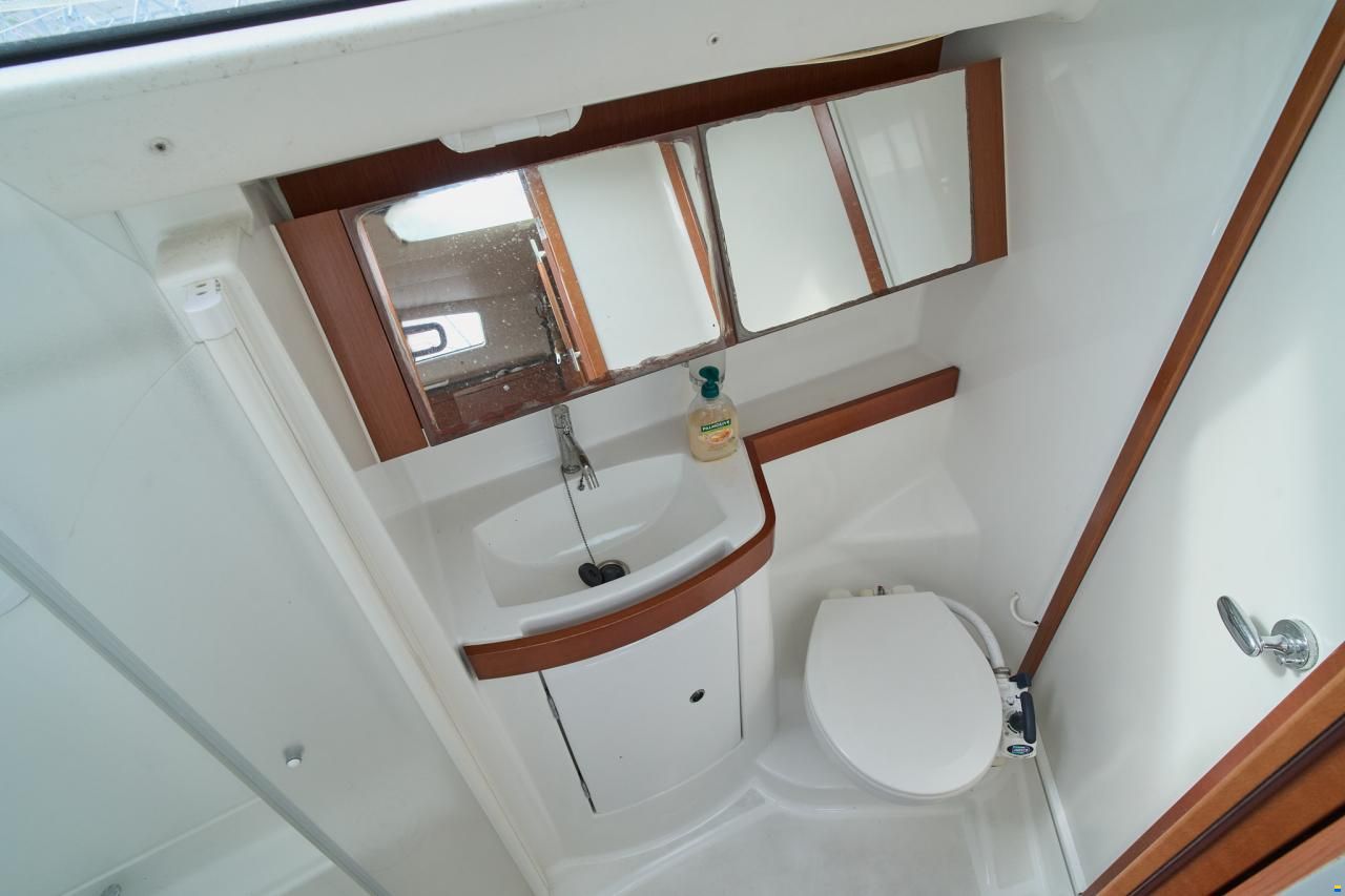 Beneteau Oceanis 40