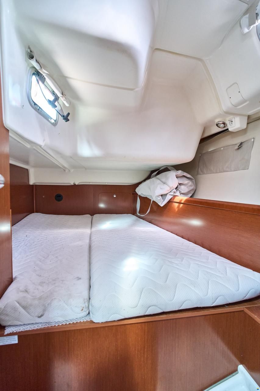 Beneteau Oceanis 40