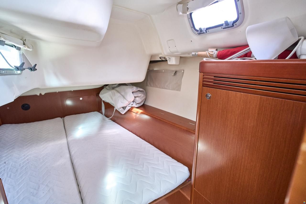 Beneteau Oceanis 40