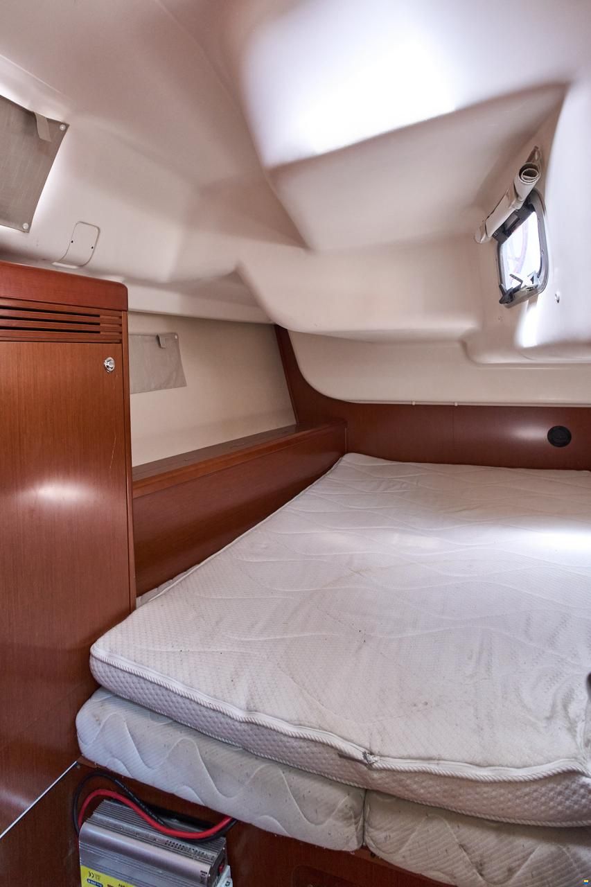 Beneteau Oceanis 40