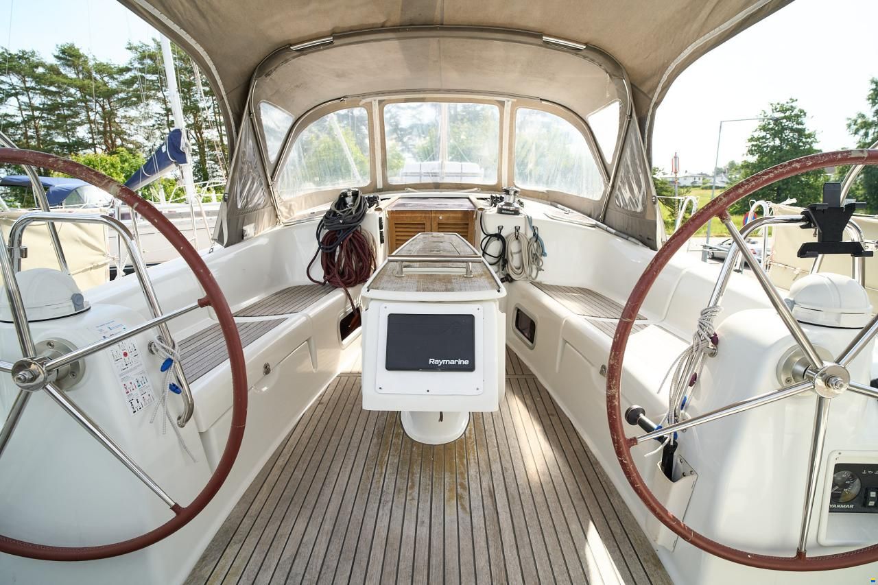 Beneteau Oceanis 40