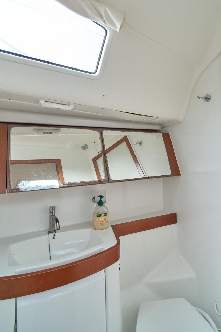 Beneteau Oceanis 40