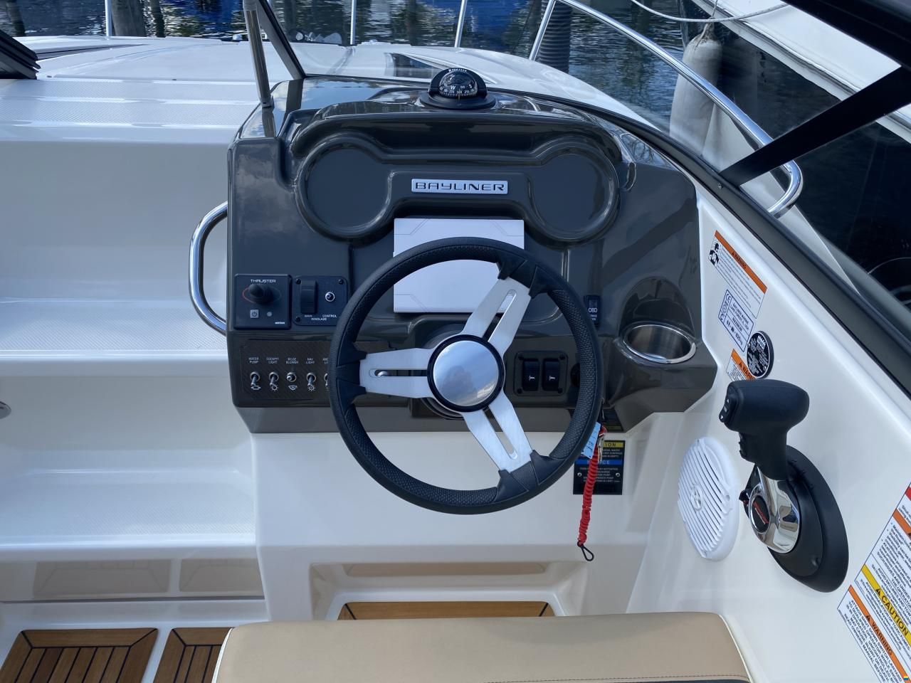 Bayliner 742R