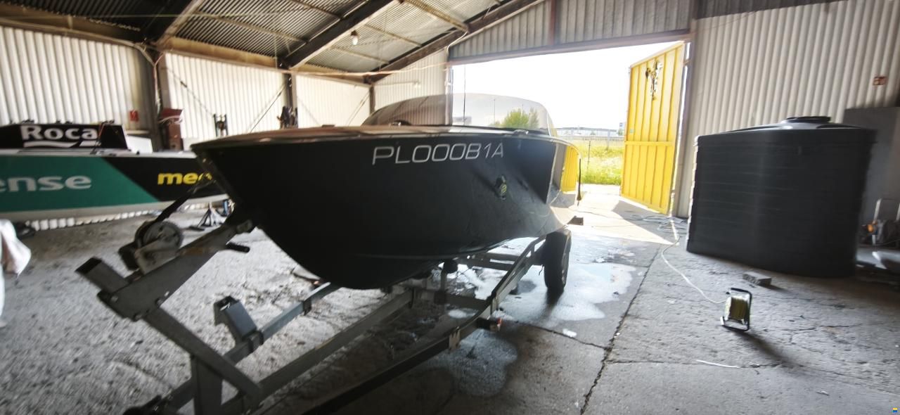 VTS Boats Flying Shark 5.7 Classic