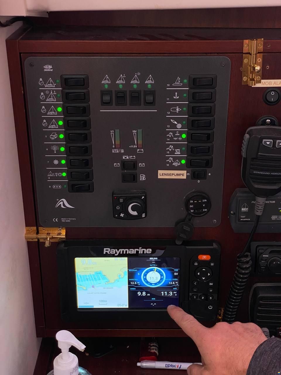 Hanse 320