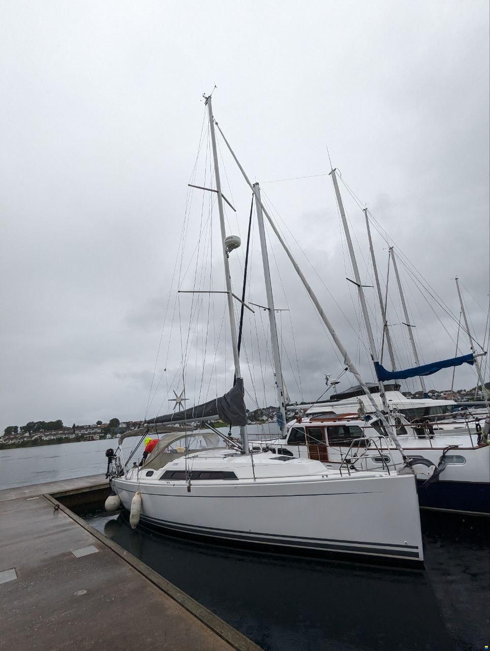 Hanse 320