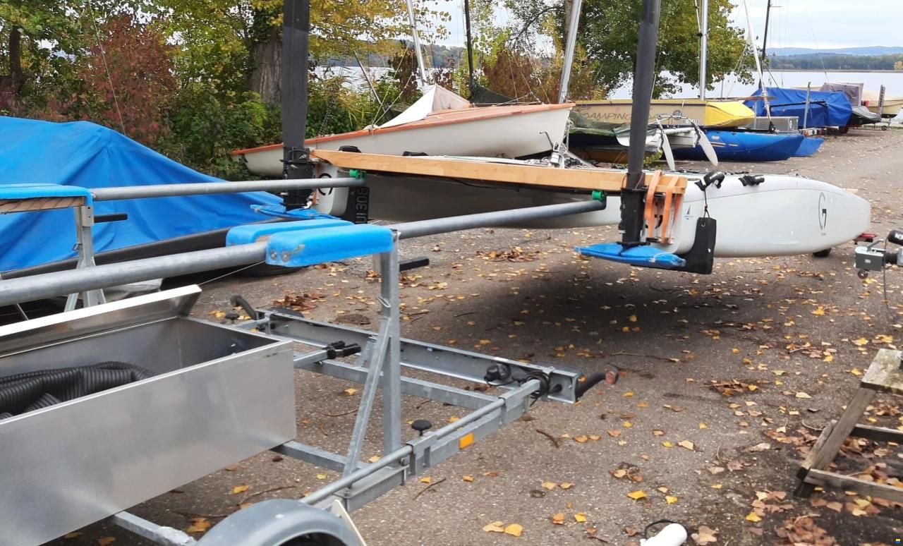 Scheurer A-Cat G7 foiling