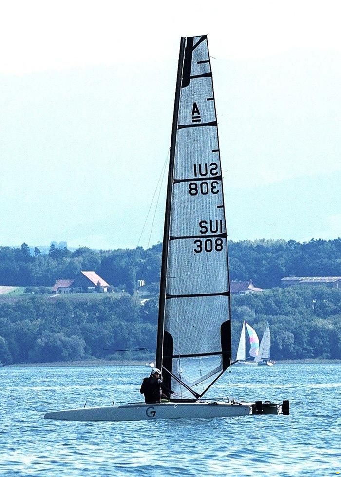 Scheurer A-Cat G7 foiling