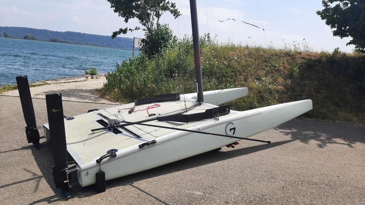 Scheurer A-Cat G7 foiling
