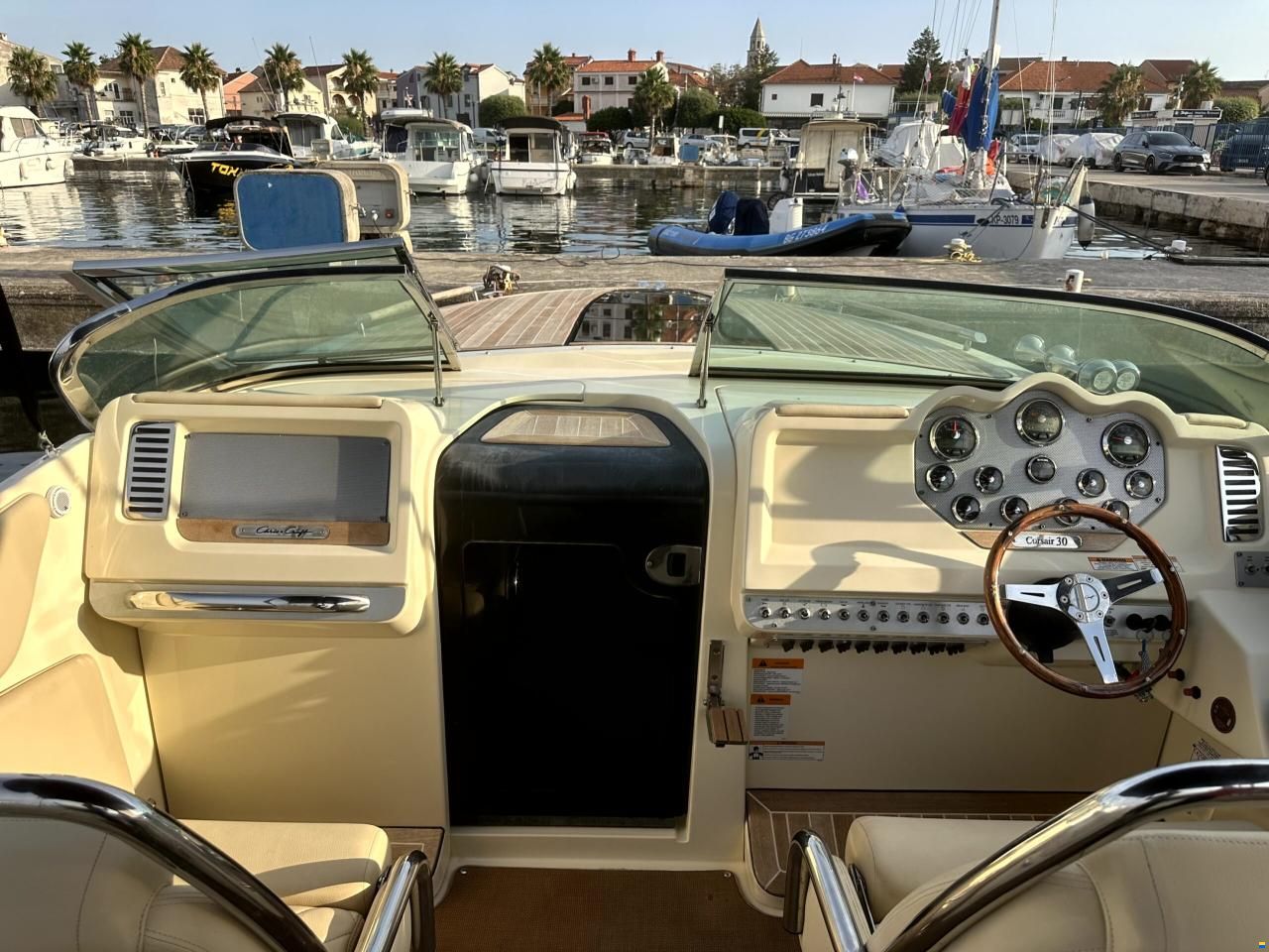 Chris Craft Corsair 30