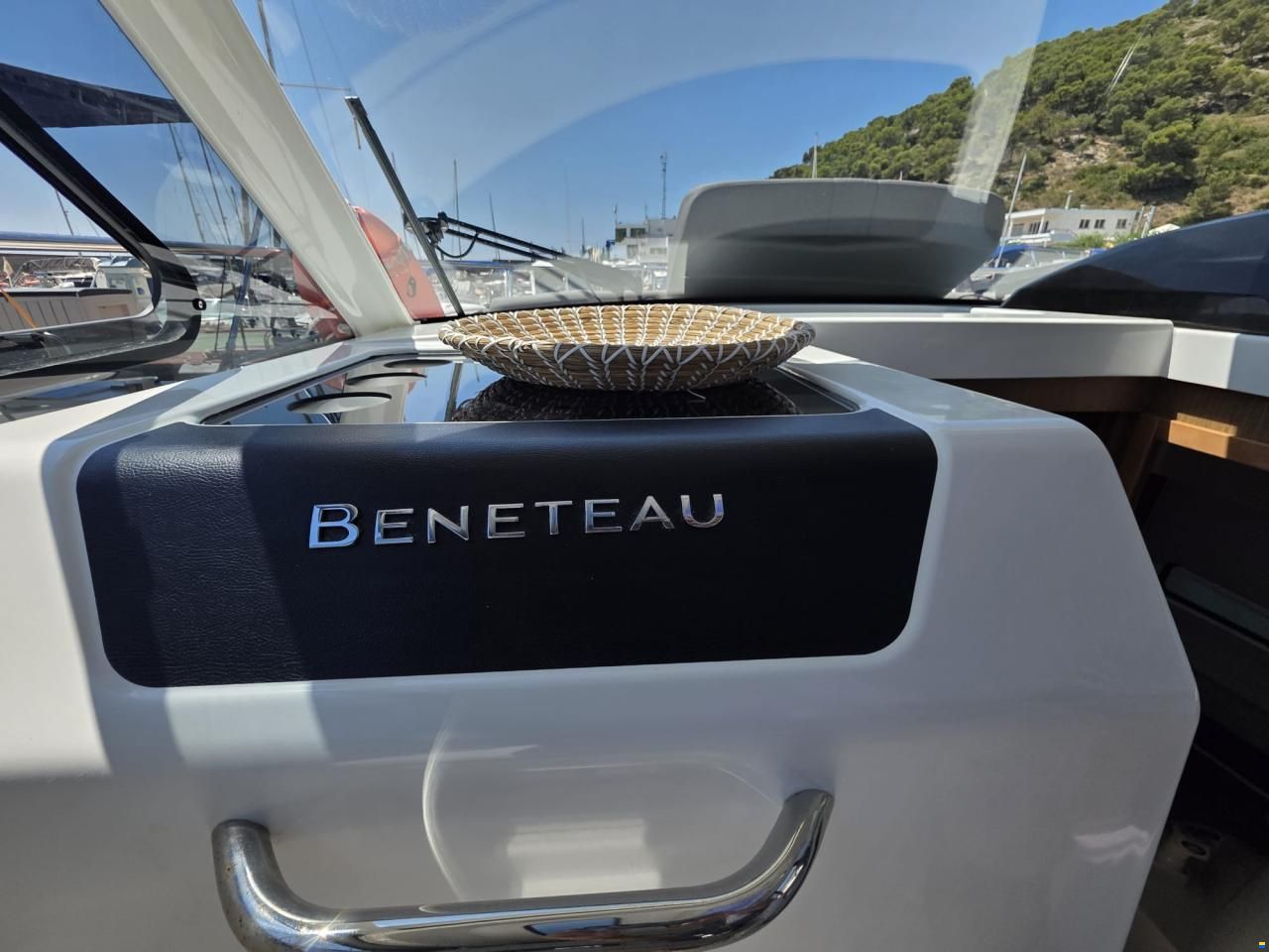 Beneteau ANTARES 9