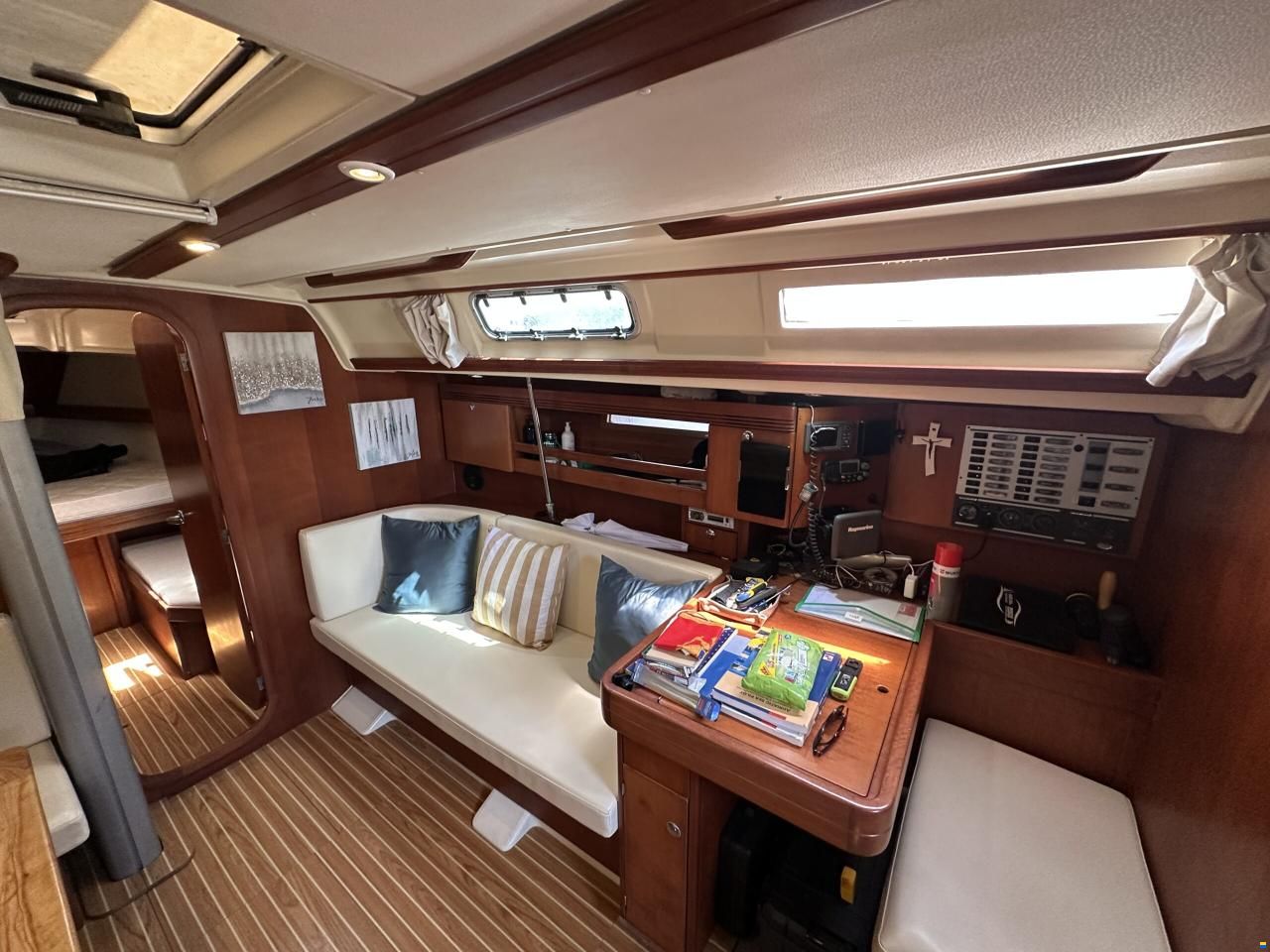 Dufour 44