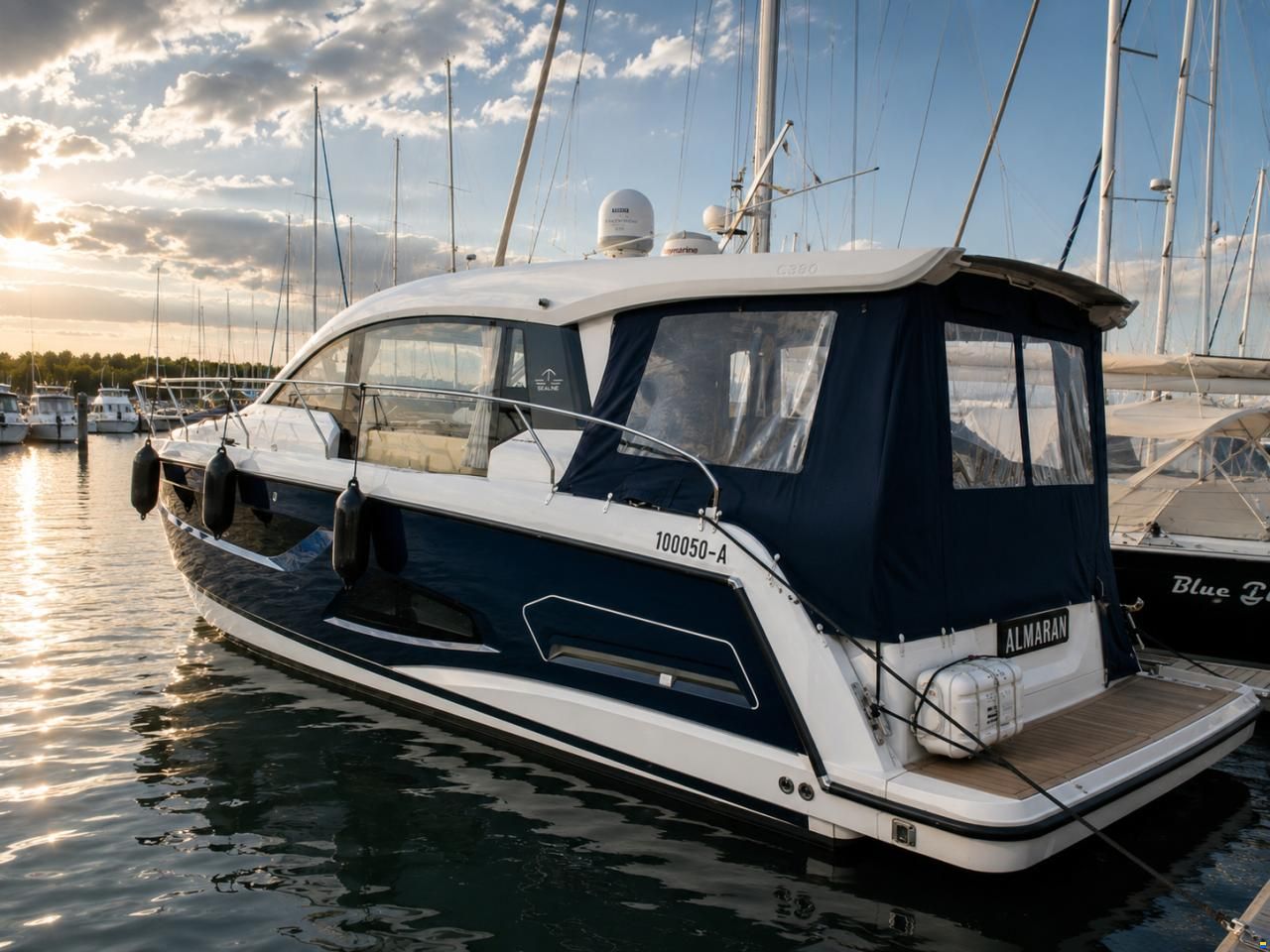 Sealine C390