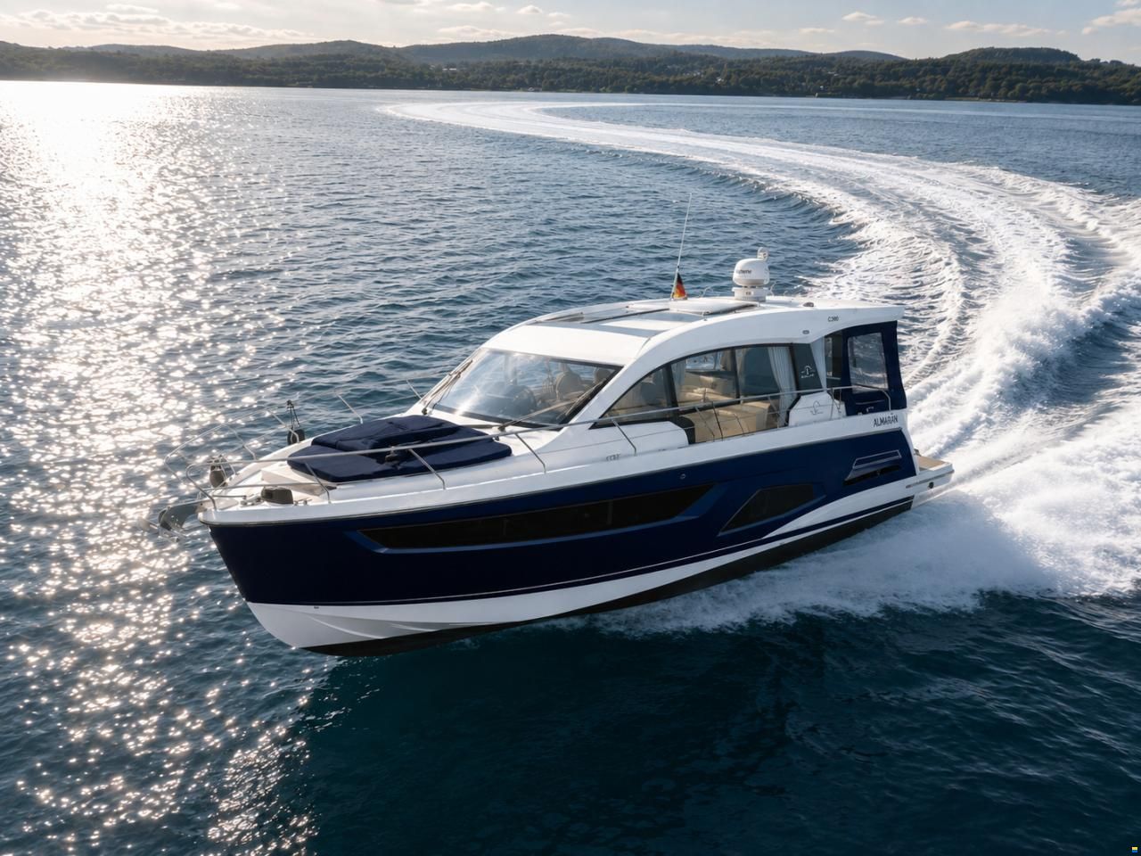 Sealine C390
