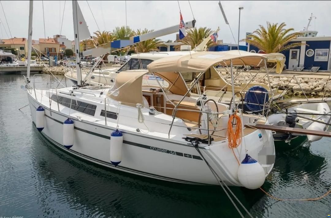 Bavaria CRUISER 34