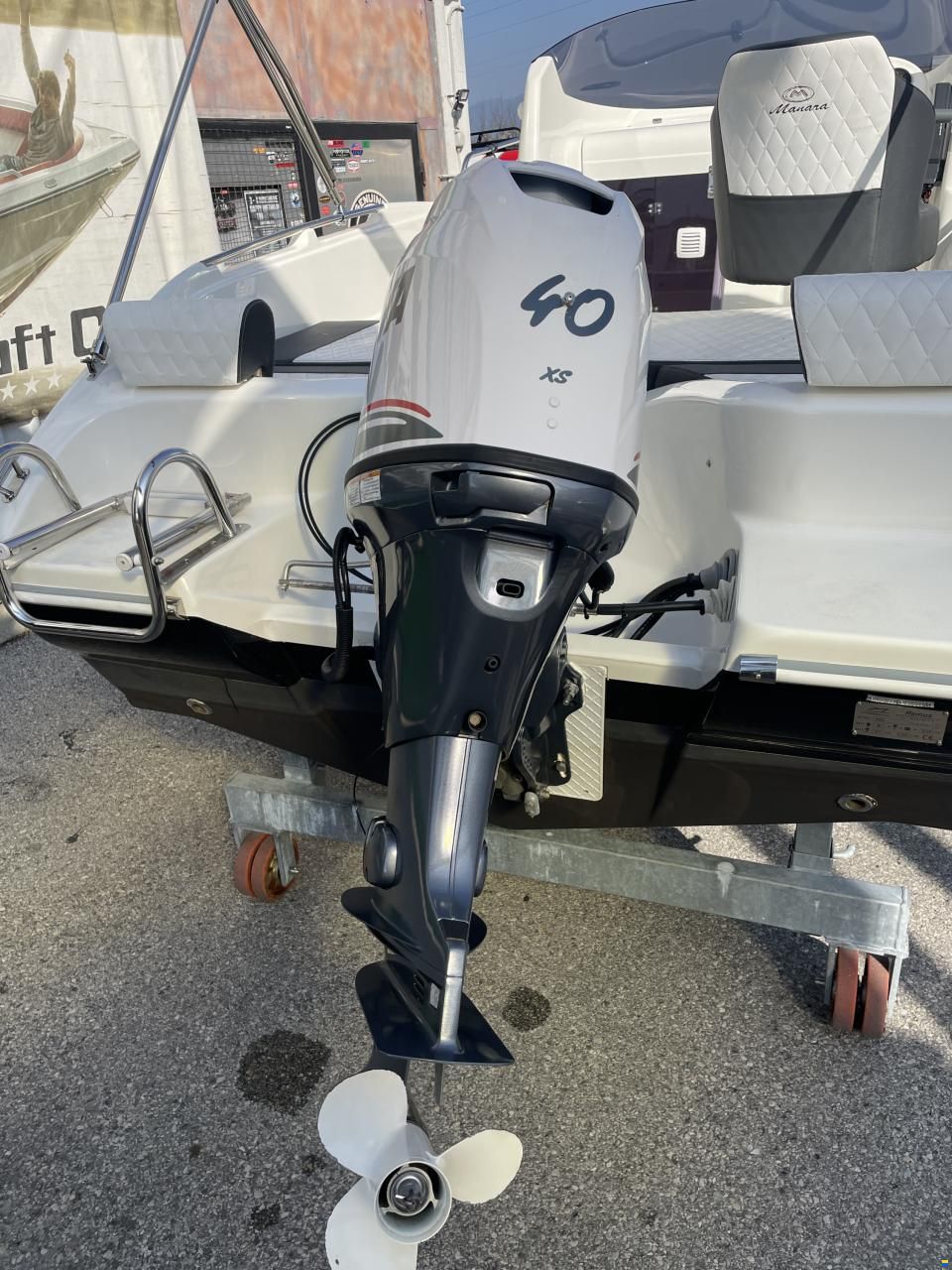 Manara Remus 550