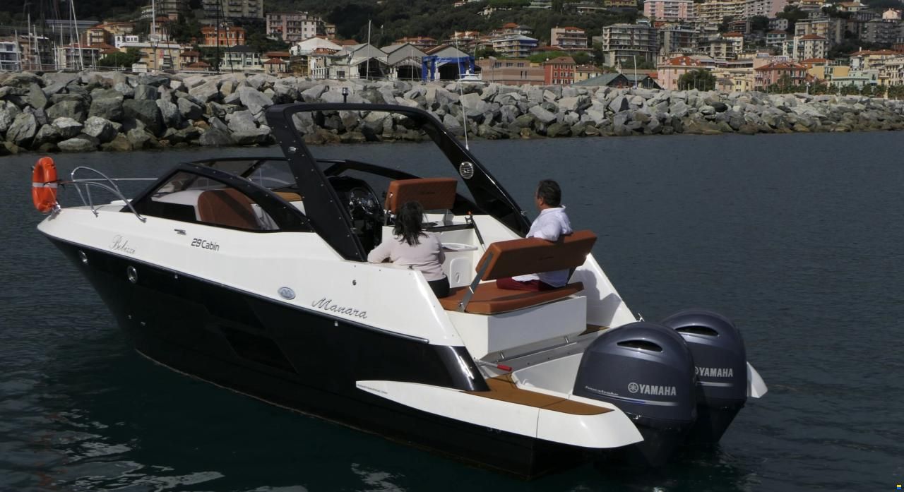 Manara 29 Cabin