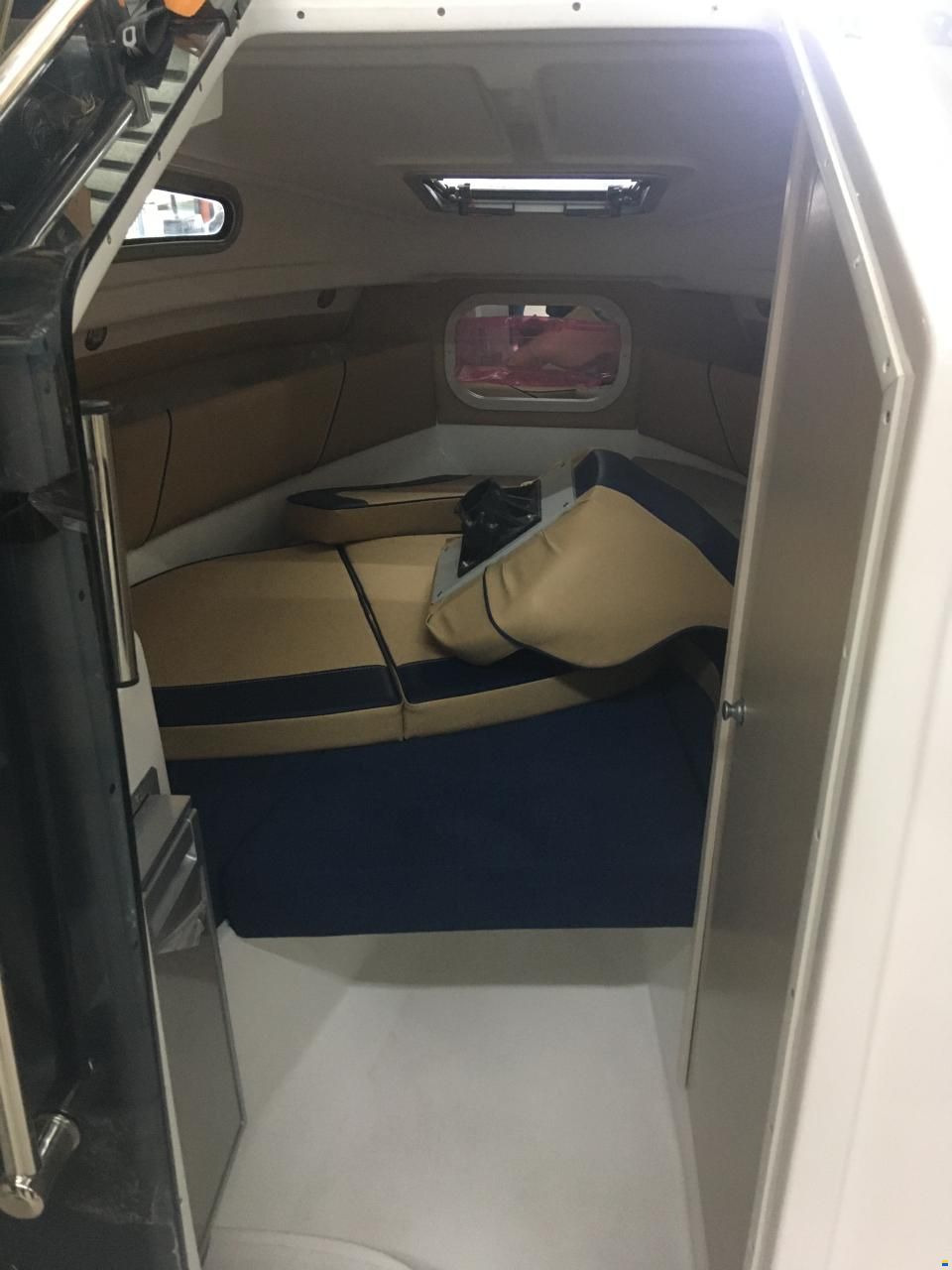 Drago 660S Cabin