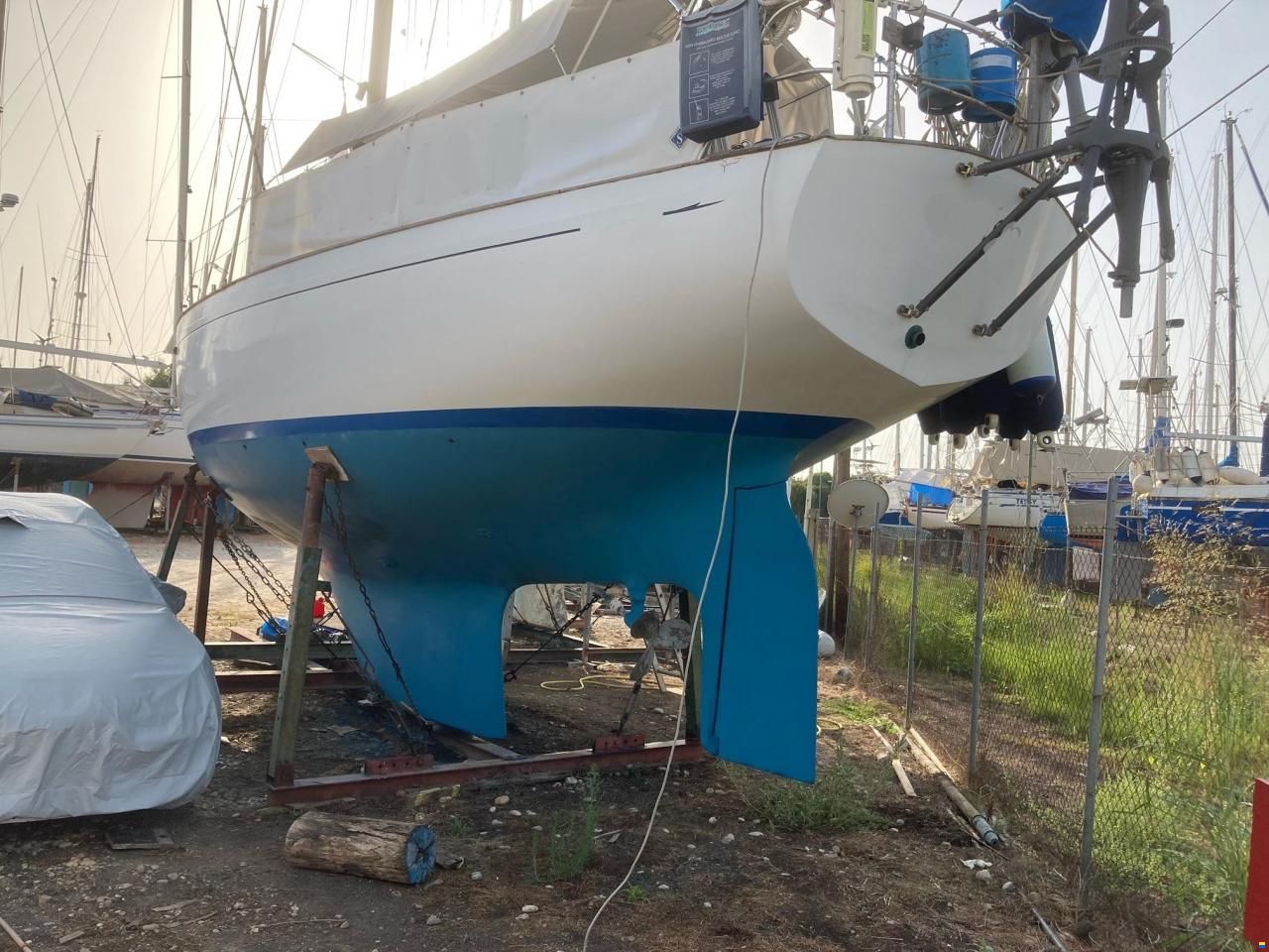 Camper & Nicholsons 35
