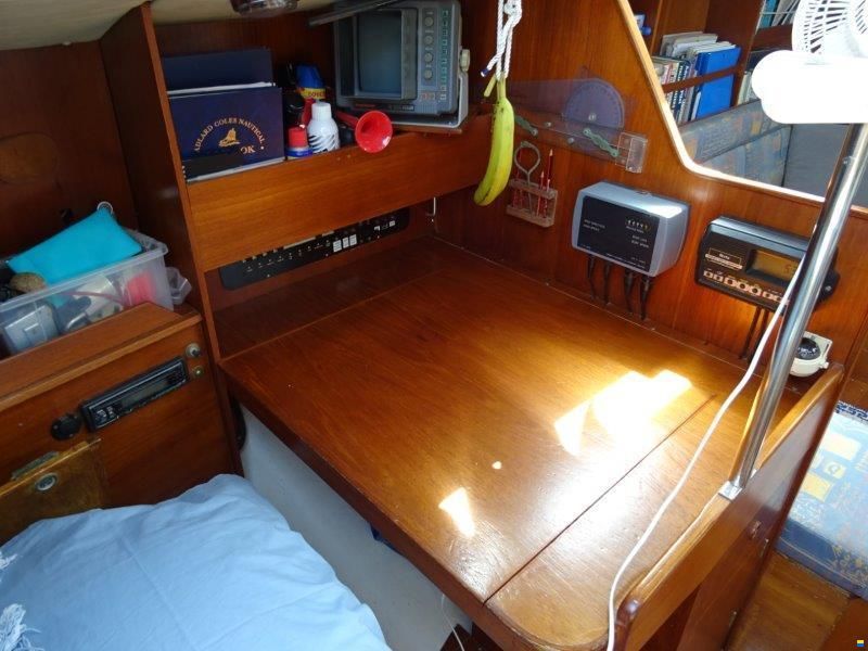 Camper & Nicholsons 35