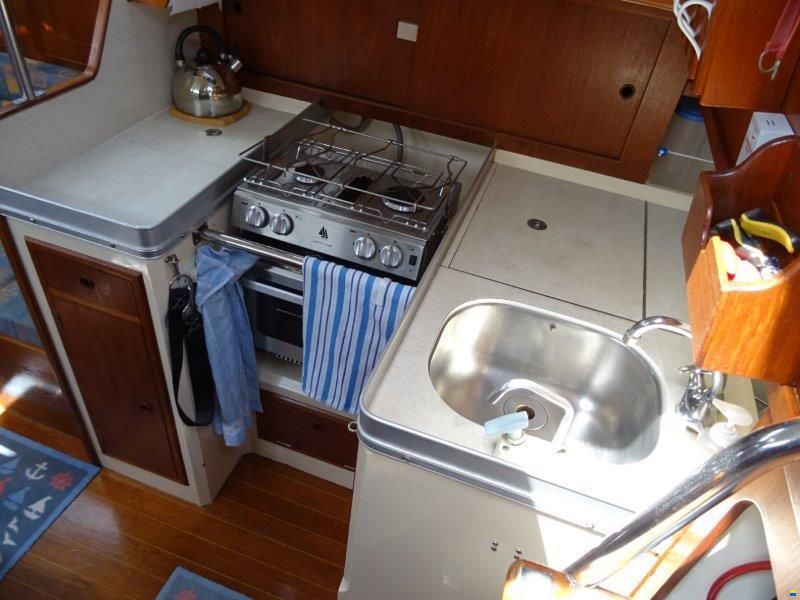 Camper & Nicholsons 35