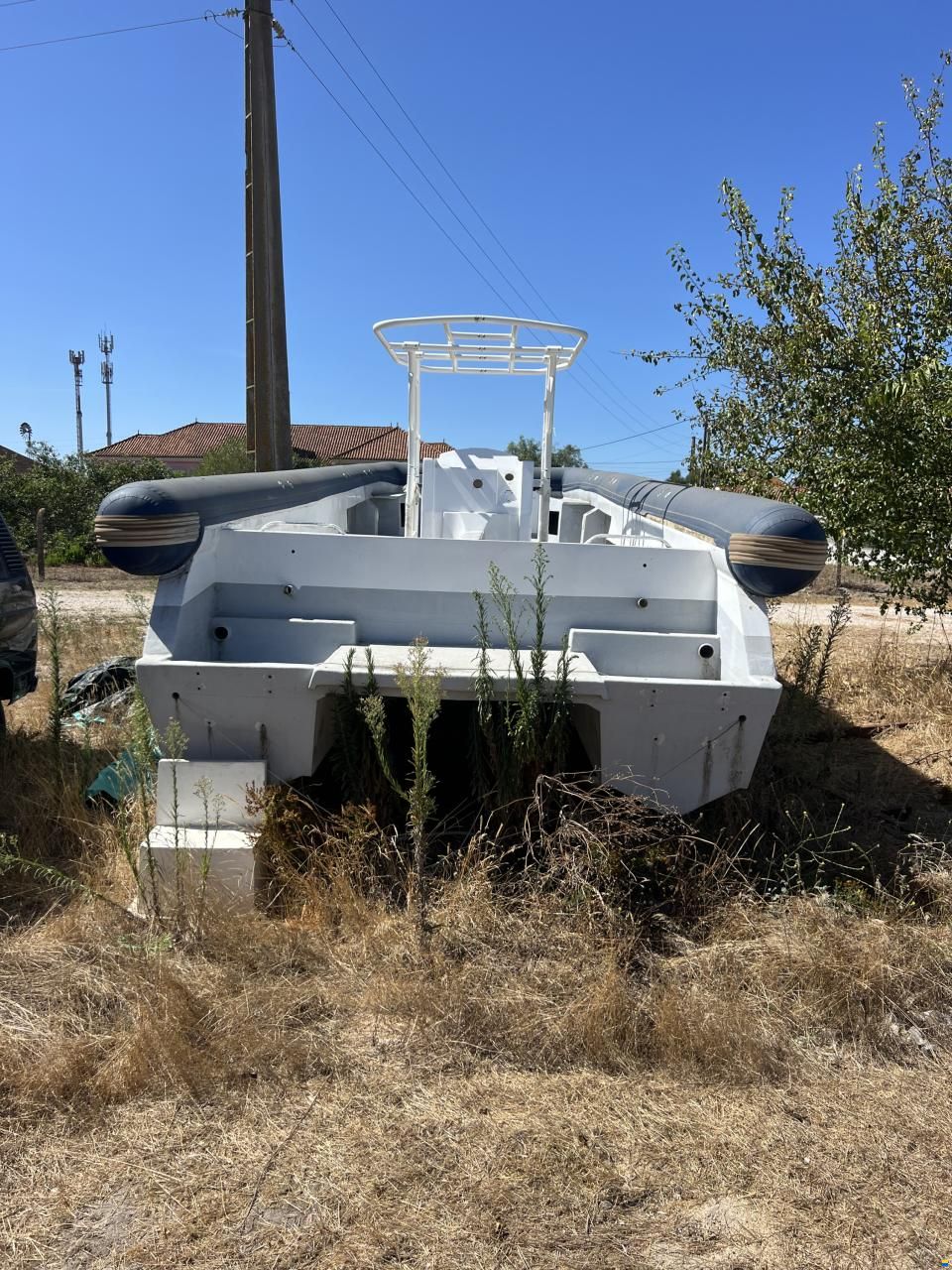 Catamara 350