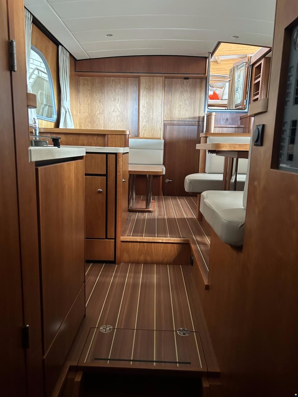 Linssen Grand Sturdy 40.0 AC