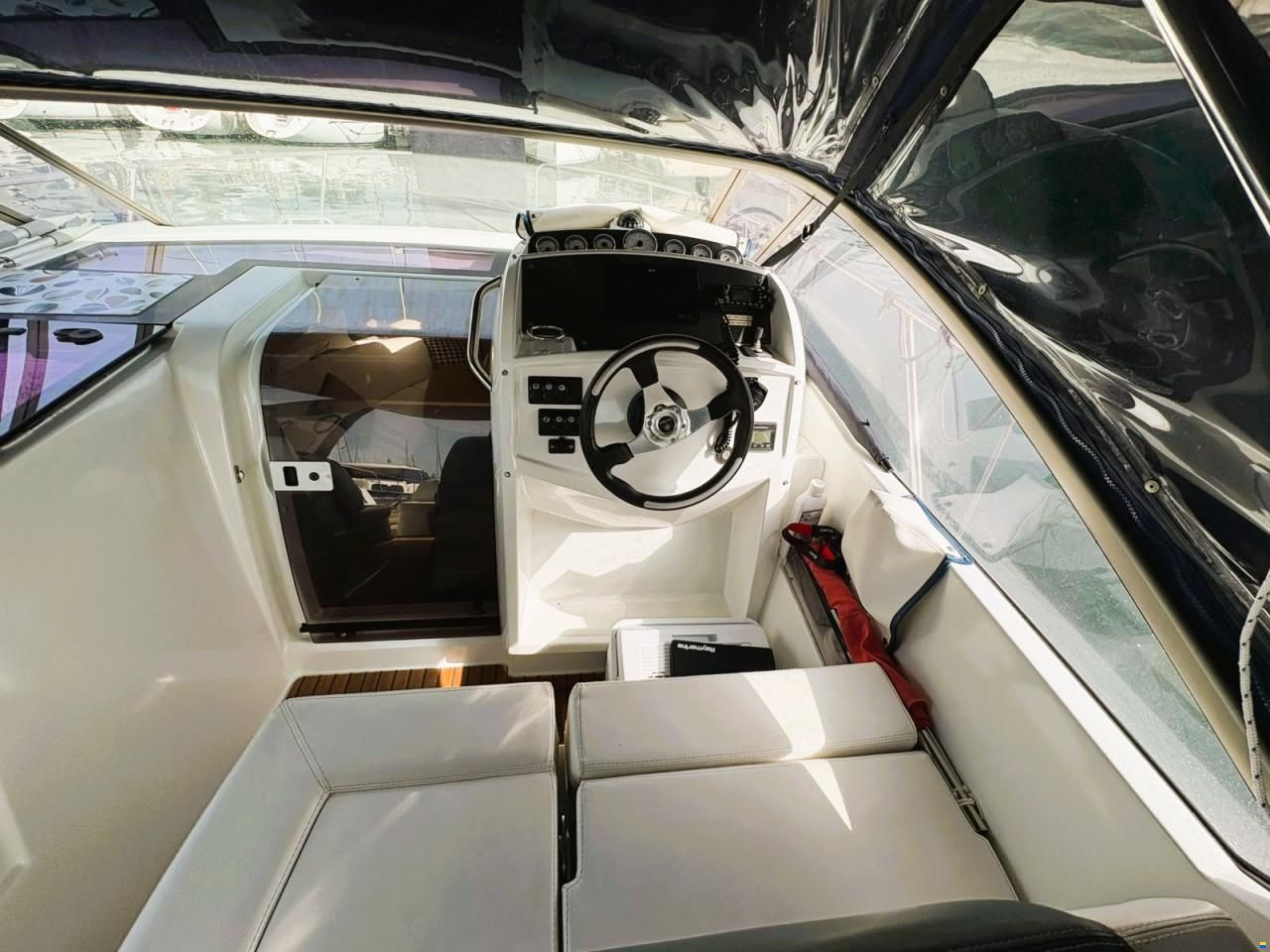 Jeanneau Leader 8