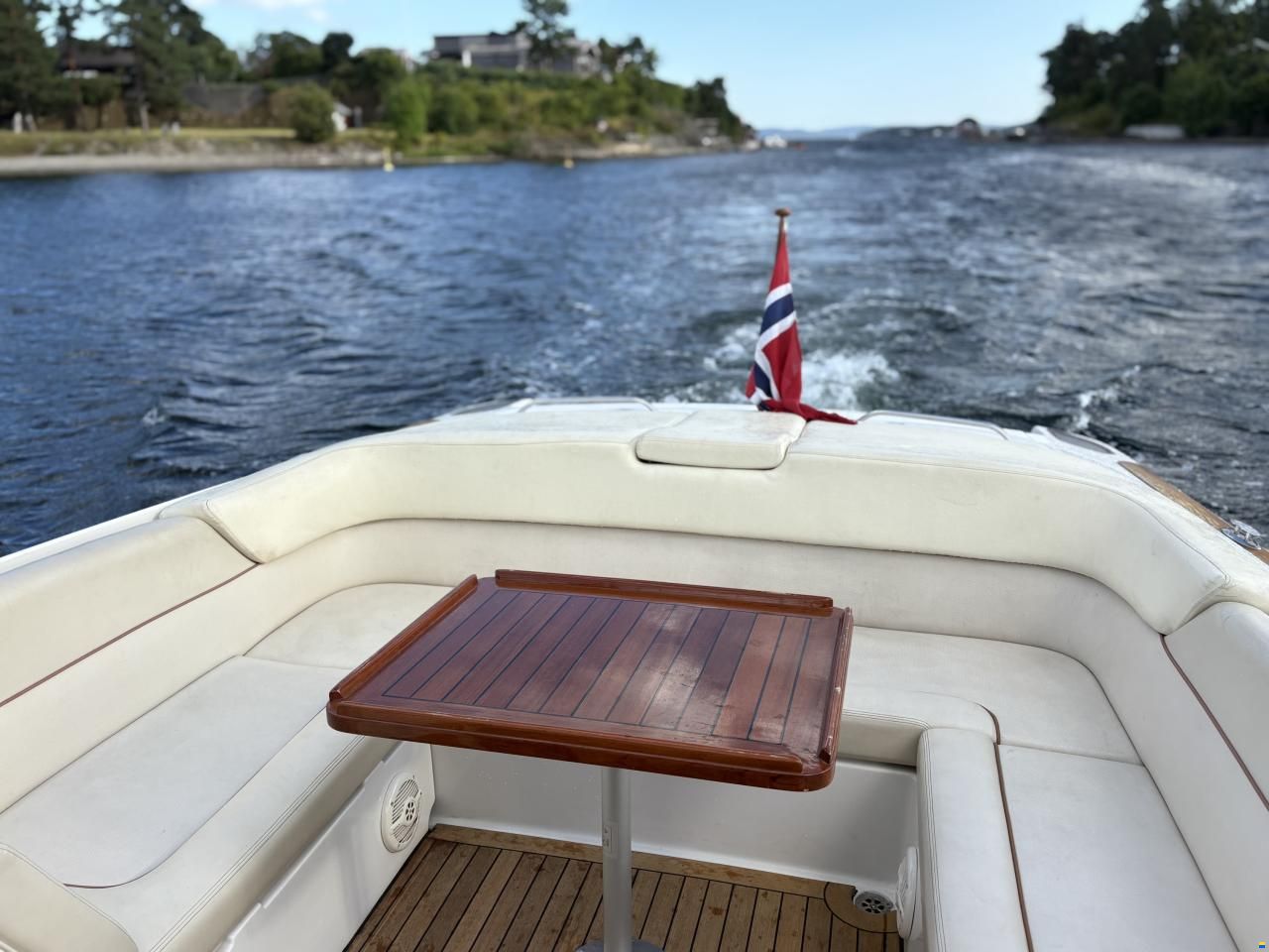 Chris Craft 28 Corsair