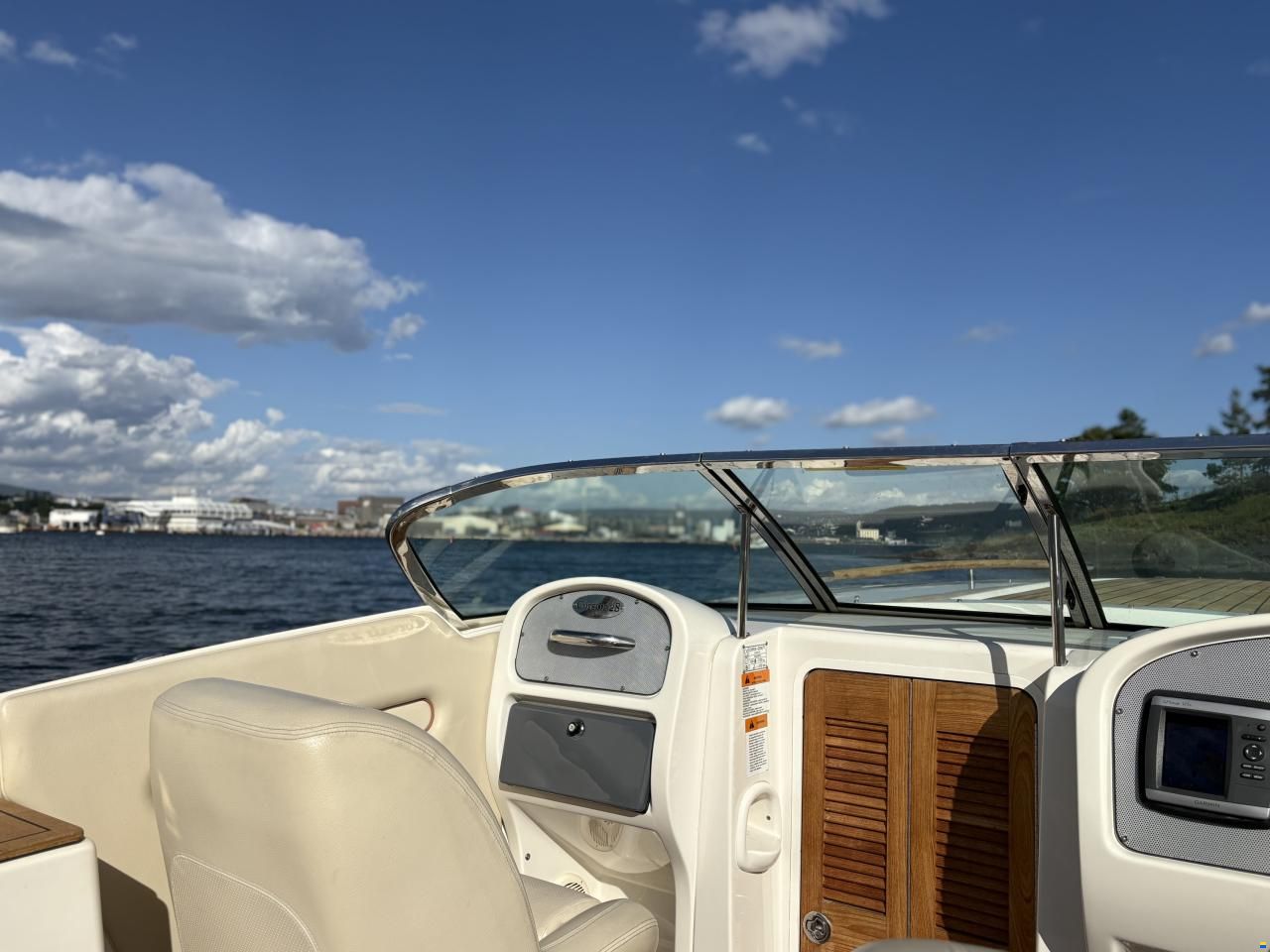 Chris Craft 28 Corsair