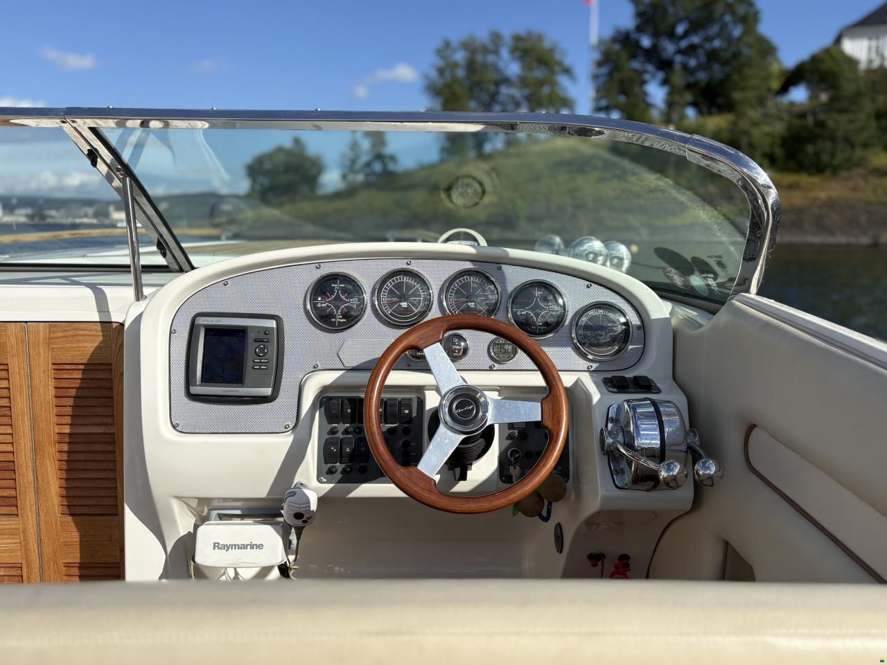Chris Craft 28 Corsair