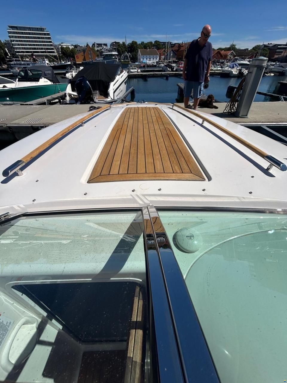 Chris Craft 28 Corsair