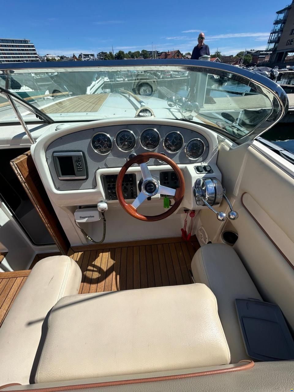 Chris Craft 28 Corsair