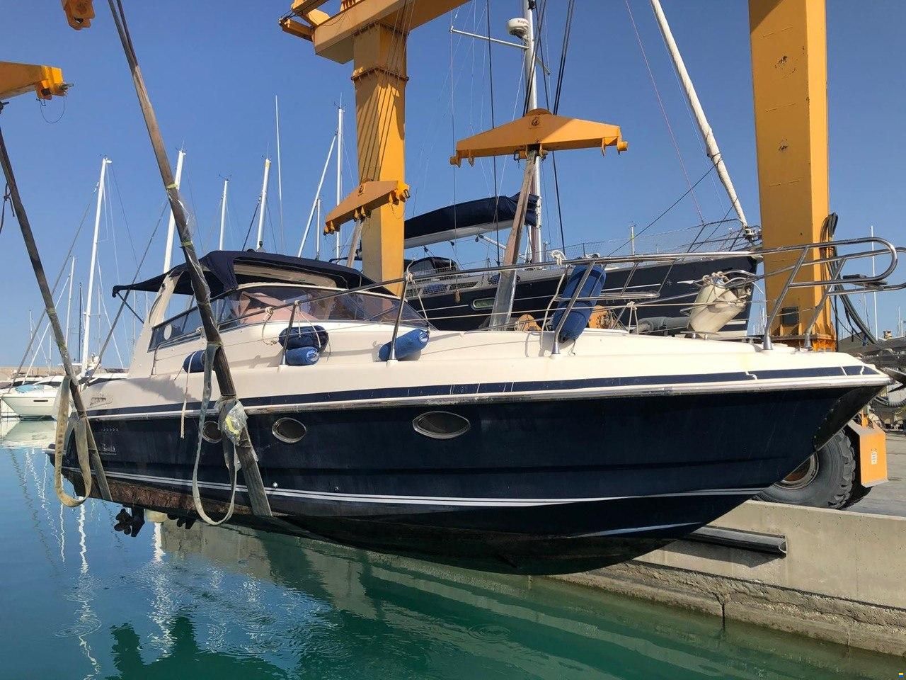 Manò Marine 32 Sport