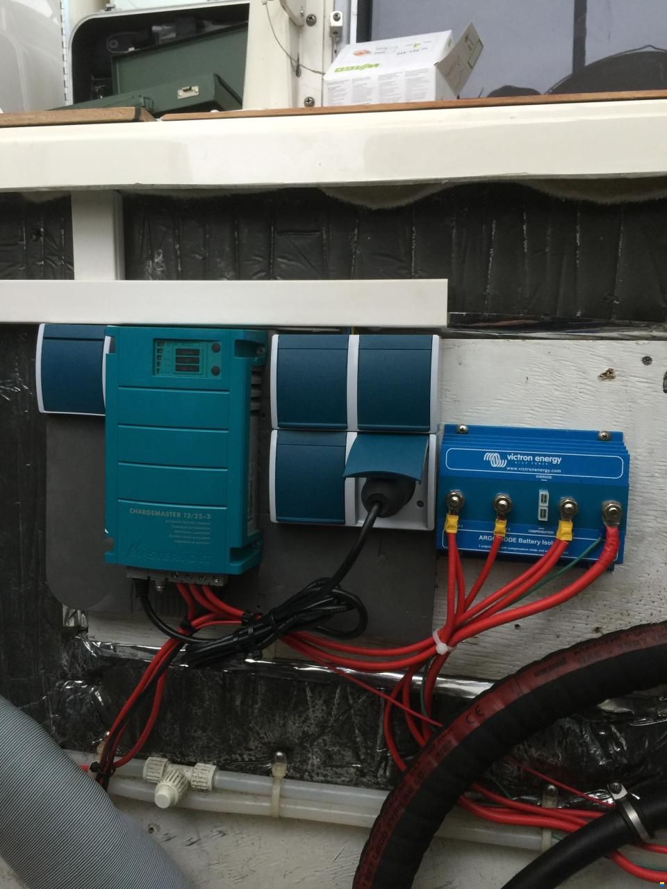 Maxum 2800 SCR