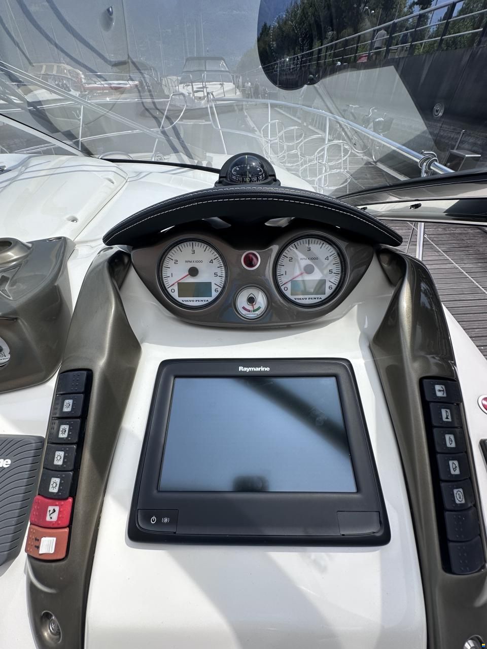 Cranchi Endurance 33