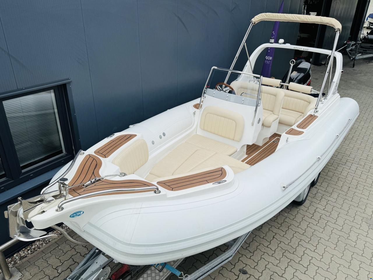 AGA-Marine 640 Spirit