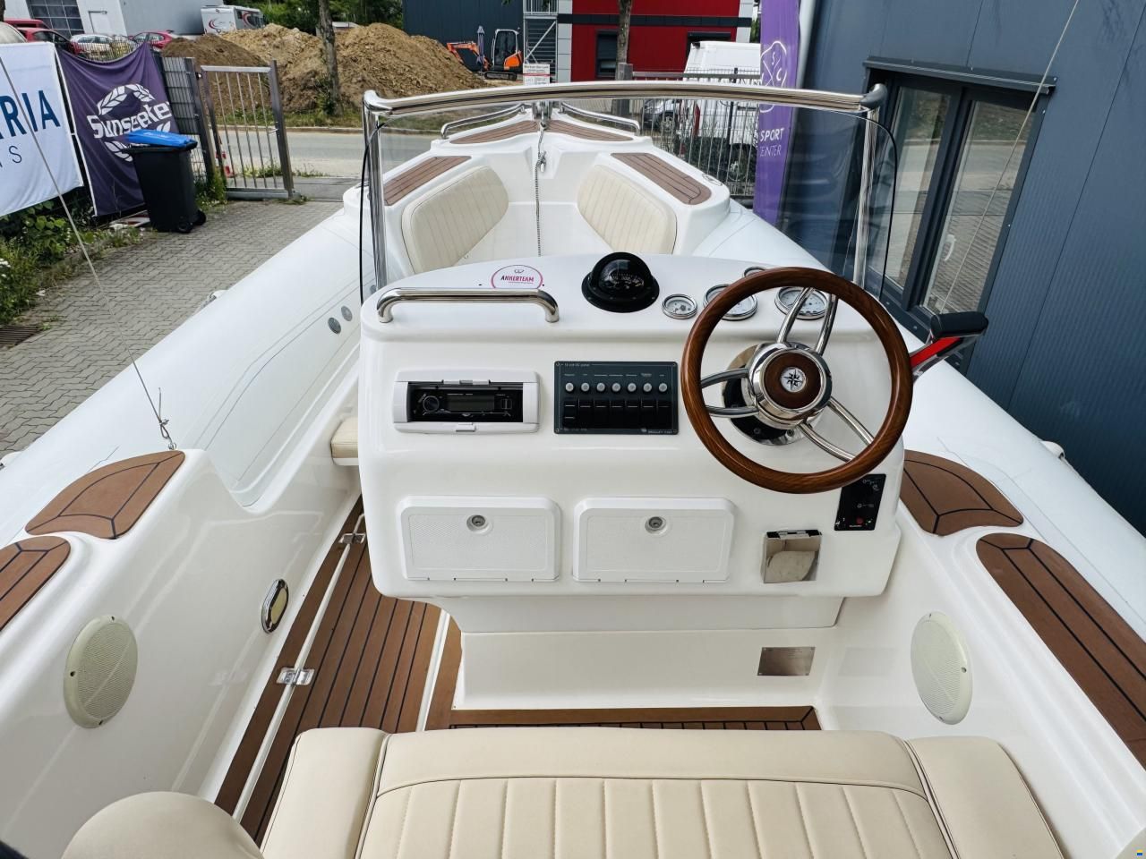 AGA-Marine 640 Spirit