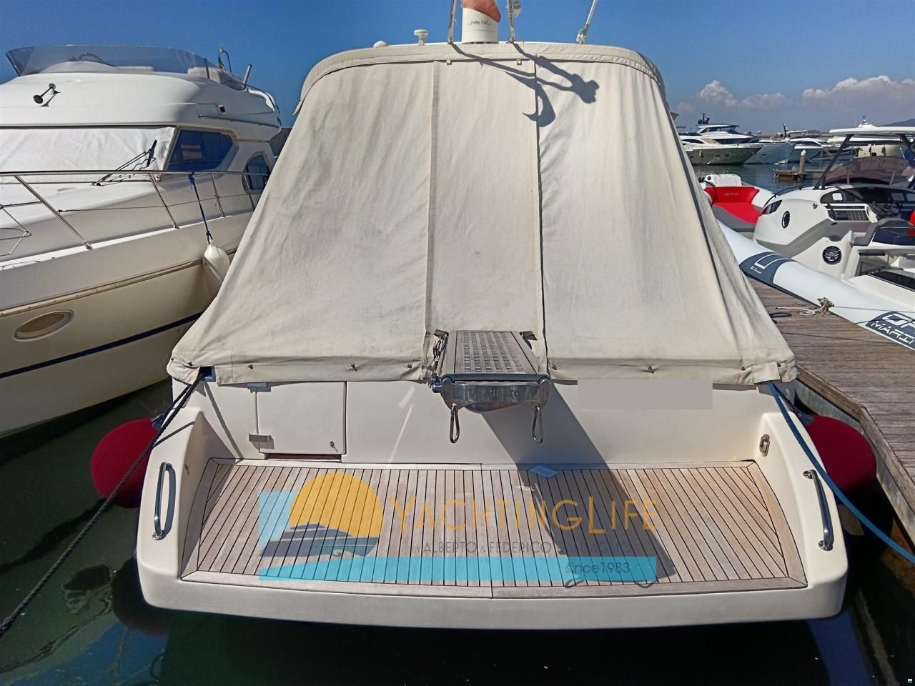 Cayman 43 WA