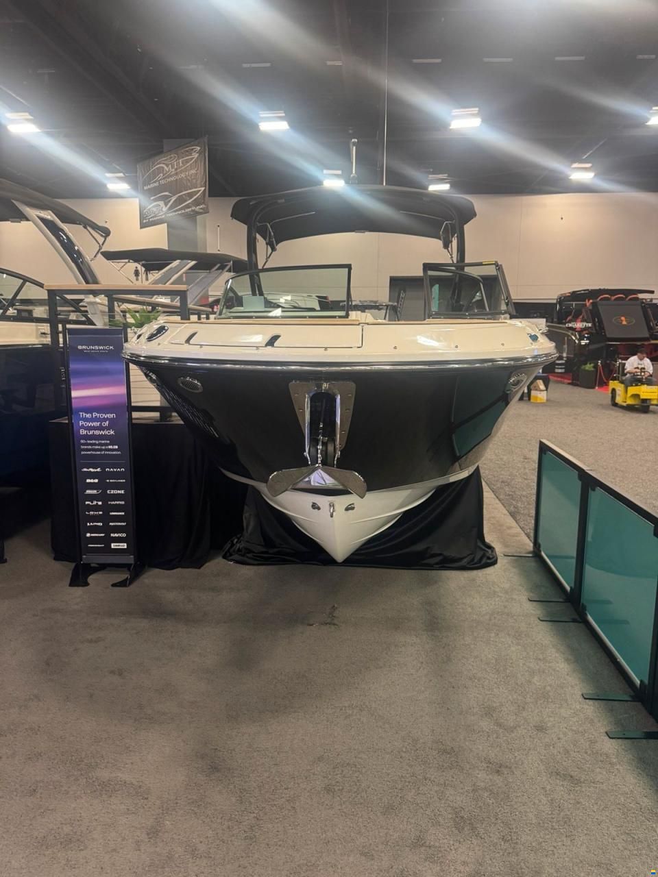 Sea Ray 270 SDX E