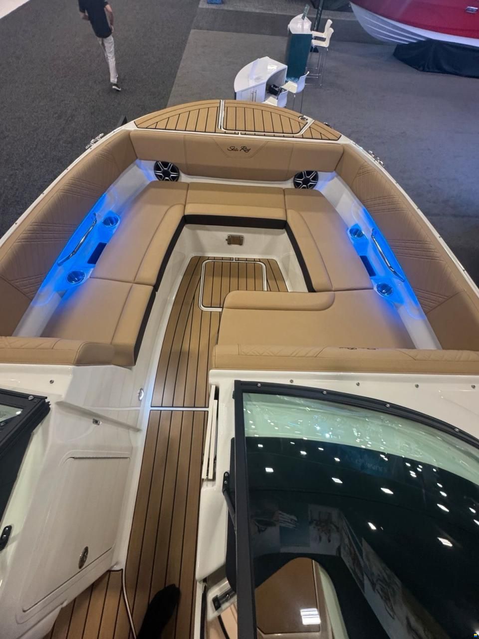 Sea Ray 270 SDX E