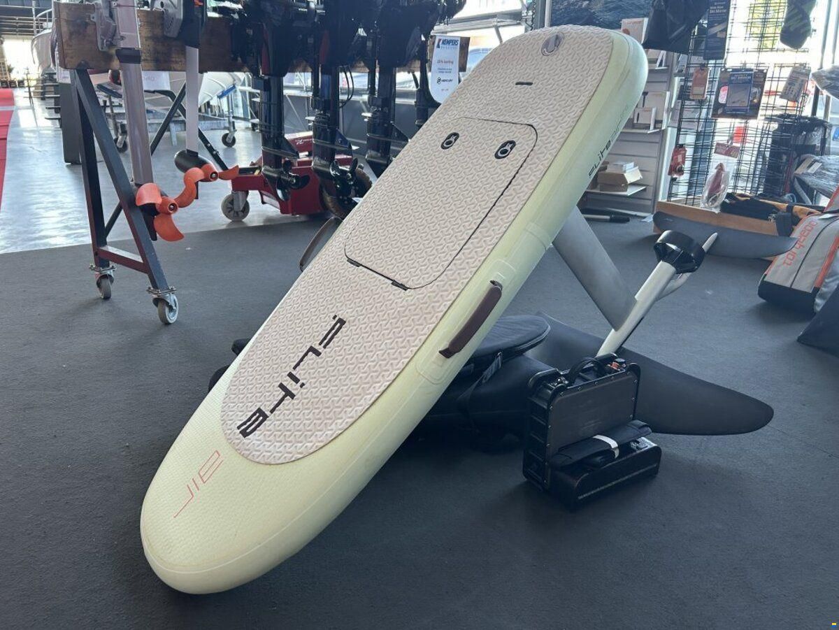 Flite 2.2 with Series 4 Yuzu AIR PRO