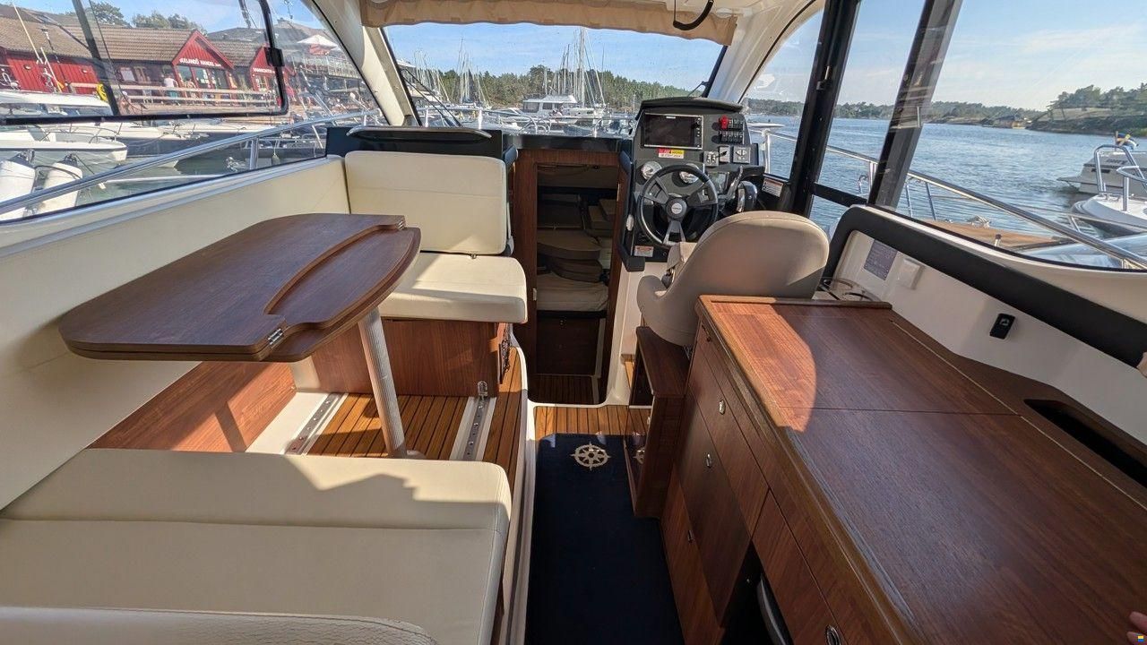 Quicksilver ACTIV 855 CRUISER