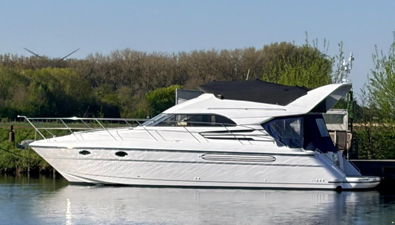 Fairline 42 PHANTOM
