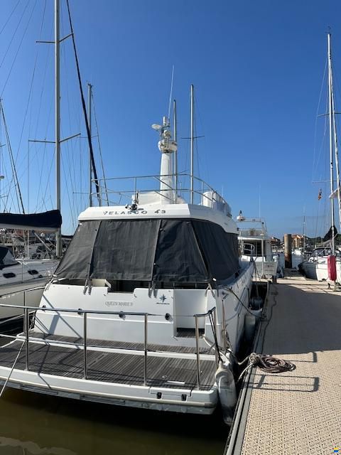 Jeanneau velasco 43