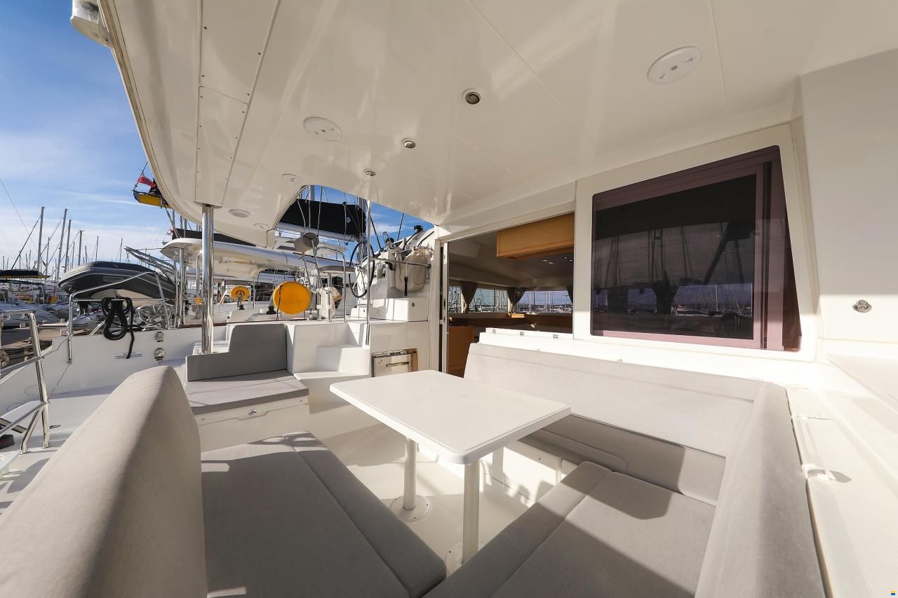 Lagoon 400 S2