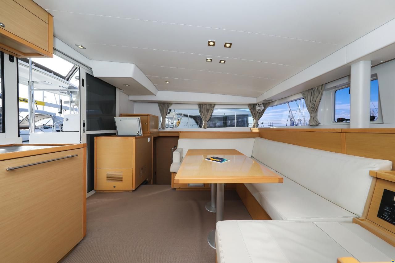 Lagoon 400 S2