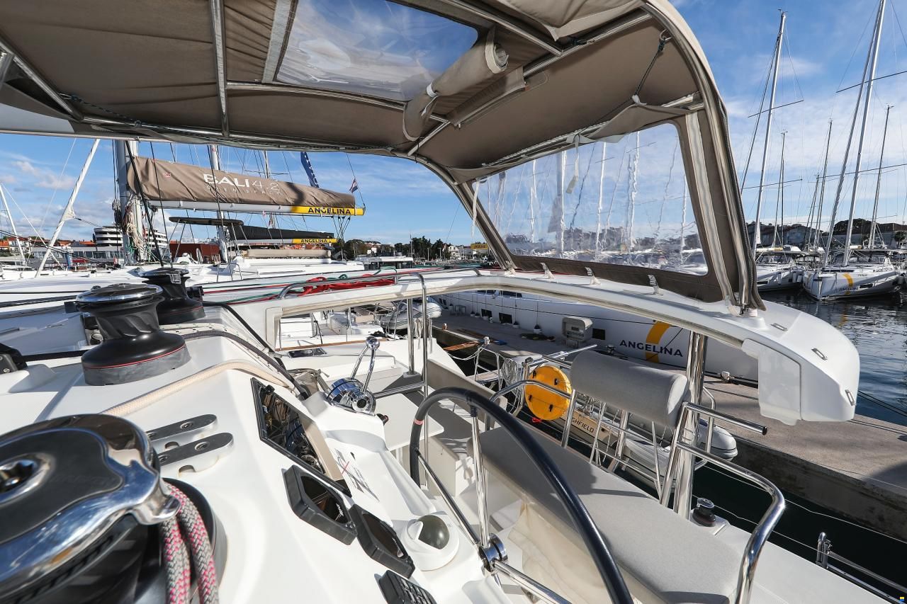 Lagoon 400 S2