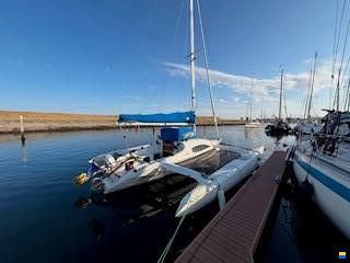 Corsair F 24