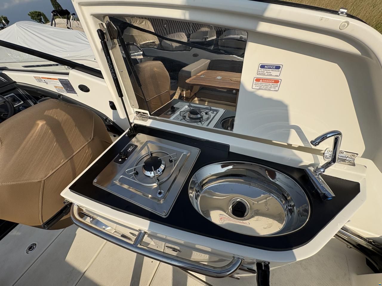 Quicksilver 755 Cruiser